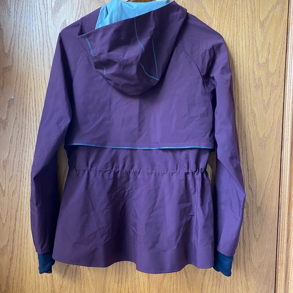 Lululemon // Running jacket - Picture 2 of 3